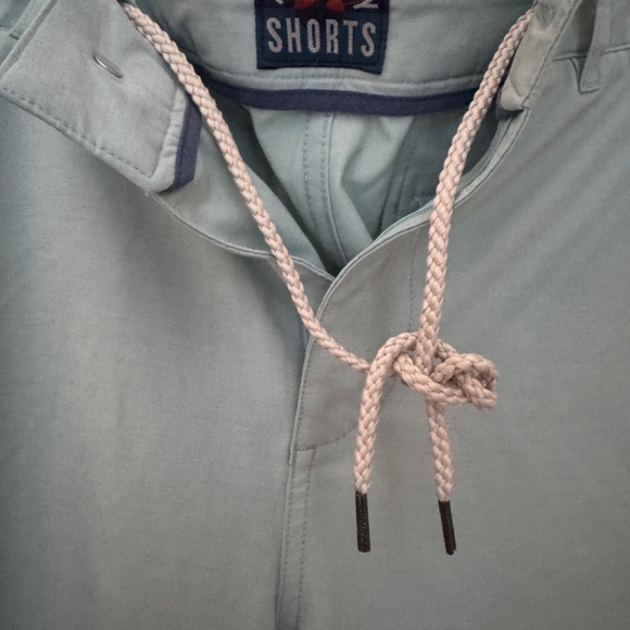 Faherty All Day Short - Picture 3 of 3